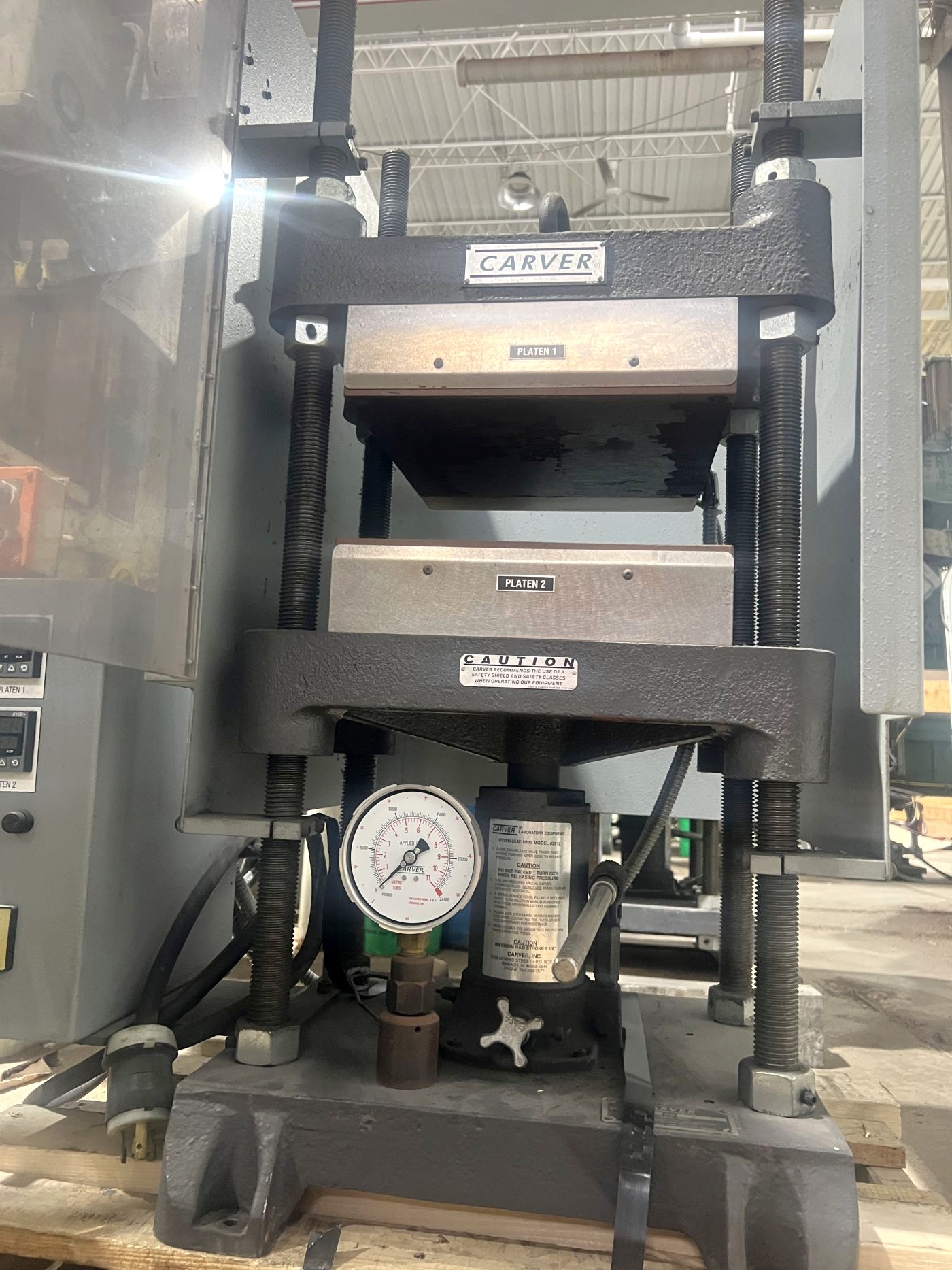 12 Ton Carver Press • Used Carver 4122 Press - Image 10