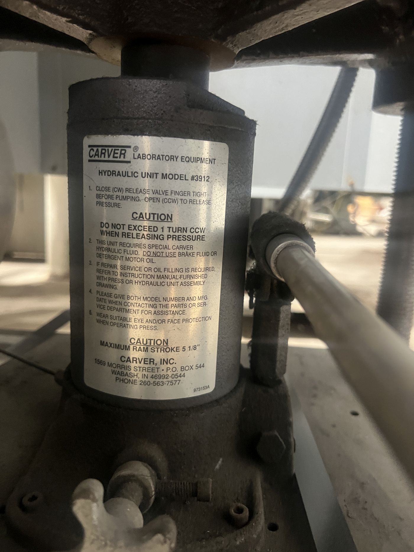 12 Ton Carver Press • Used Carver 4122 Press - Image 12