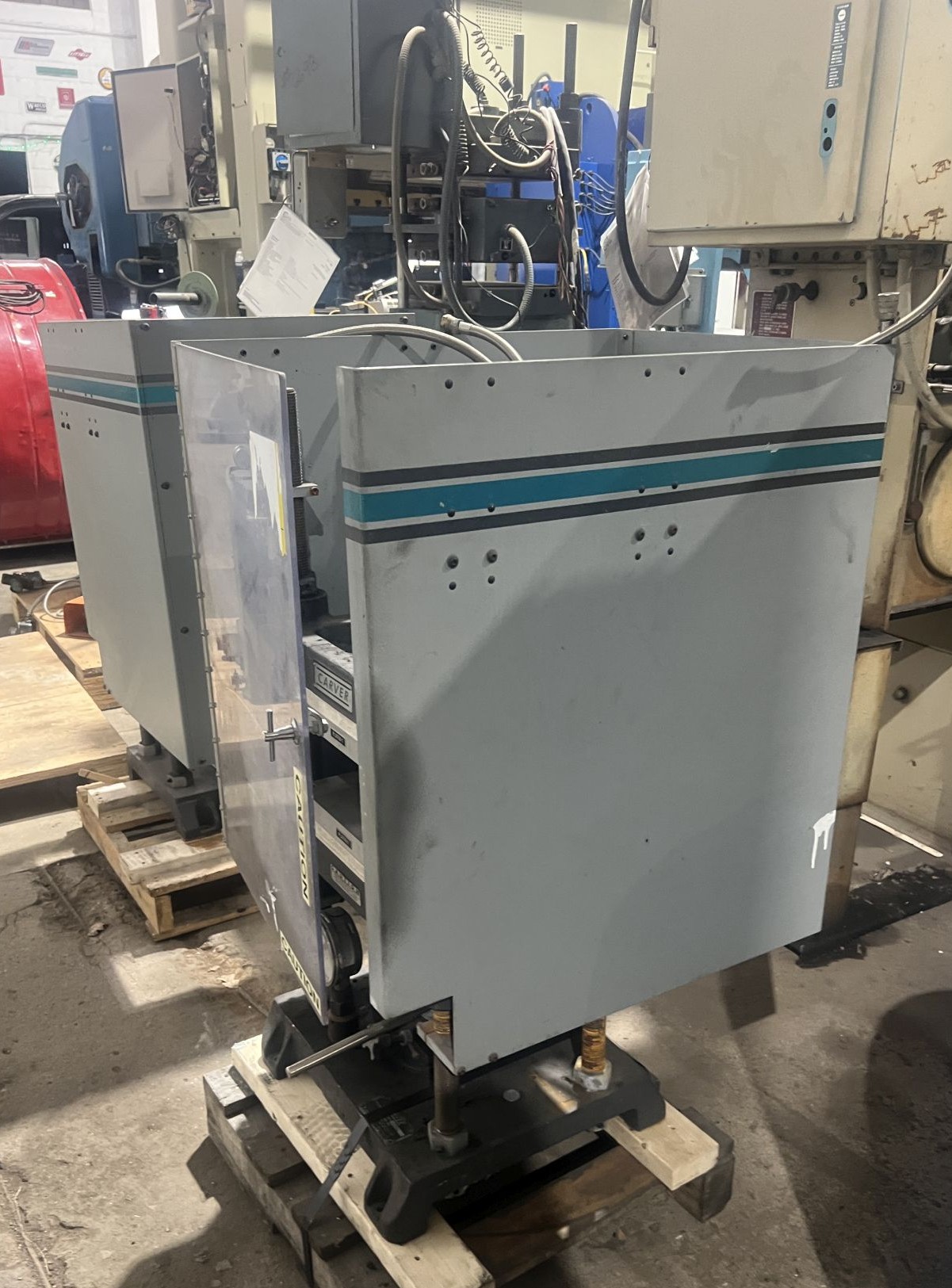 12 Ton Carver Press • Used Carver 3969 Press - Image 3